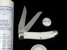 Great Eastern Cutlery GEC Yeti Ivory Acrylic Bayou Trapper Knife 1 of 488 NIT Made in USA 888222