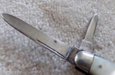 Rare Vintage Henry Barnascone & Son/Sheffield Humpback pearl knife. 1826-1894