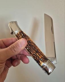 5 1/2 " Big Custom Made Bird's Head Bolster Knife, Very Nice Stag handle 