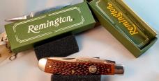 REMINGTON  NEW OLD STOCK  USA  R10 "FARMHAND TRAPPER"  POCKET KNIFE WITH BOX/PAPERS