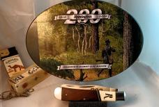 Remington 200th Anniversary "TRAPPER KNIFE" MINT in Beautiful Tin Display