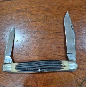 4quot Queen 66 USA Muskrat Knife Genuine Winterbottom Bone