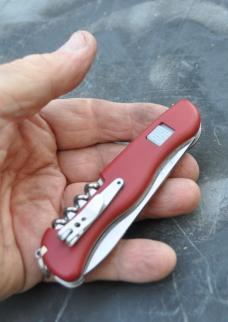 Victorinox Switzerland 11mm Buck Lock 8 Functions Tight Loud Snap From Storage 1980s