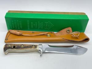 1969 PUMA 6377 Genuine Stag White Hunter w Sheath amp OMP Box