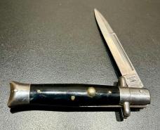 Vintage 1980s Valor Japan 8" False Button Stiletto