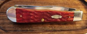 New 2026 Case Dark Red Bone Peach Seed Jig Carbon Steel Trapper with Clip 6254C