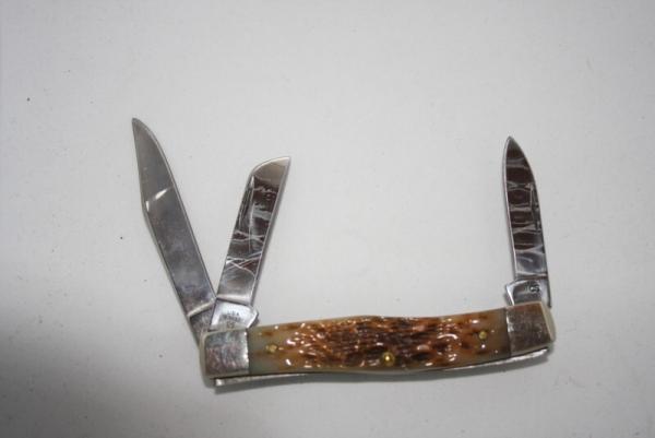 Case Carbon Series Amber Bone Peach Seed. Stockman 63032