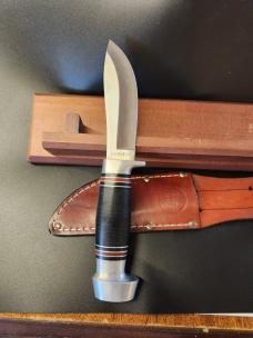Remington Fixed Blade with sheath and display stand 