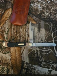 Schrade Trapper and a C Risner slip