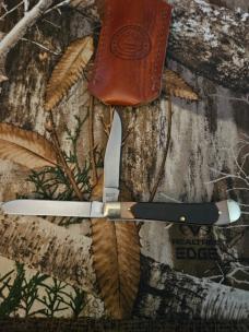 Schrade Trapper and a C Risner slip