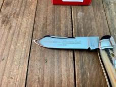 Robeson Mastercraft by Queen Humpback Whittler Stag 