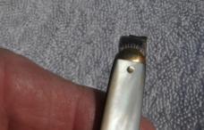 Electric Cutlery Co. Newark NJ 1890-1910 2 Blade Pearl 2 1/4' Closed Blade Etch Visable Some Damage