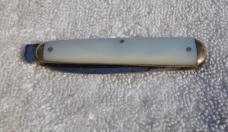 Electric Cutlery Co. Newark NJ 1890-1910 2 Blade Pearl 2 1/4' Closed Blade Etch Visable Some Damage