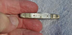 Ward Bros. Montgomery Ward 2 Blade Fancy Pearl 1880s Tight Loud Snap On Bothj 1/2 Stops 2 5/16ths 