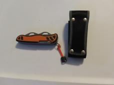 VICTORINOX  HUNTER XT WITH SHEATH NEW