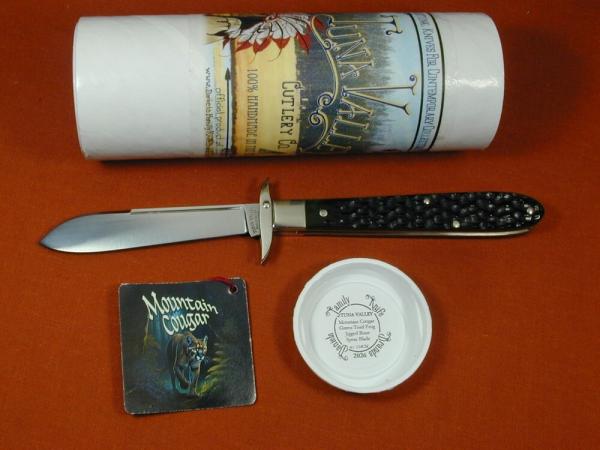 Tuna Valley Cutlery Green Toad Jigged Bone Mountain Cougar Swing Guard Knife 1 of 5 COA Made USA Tuna Valley Cutlery Green Toad Jigged Bone Mountain Cougar Swing Guard Knife 1 of 5 COA Made USA