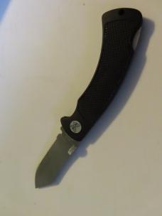 BENCHMADE MONARCH 507 FOLDING SKINNER WITH THUMBSTUD WITH BOX AND SHEATH 