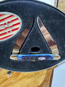 Case XX Muskrat w/ Collector Tin & Belt Buckle Blue Jigged Bone 70911