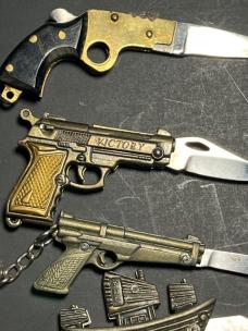 8 keychain knives