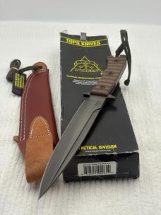 Tops Made In USA Wild Pig Hunter Large Survival / Tactical Full Tang Fixed Blade Sheath KNife