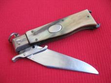 Rare Vintage 1950's Italian Oval Button SWING GUARD Ring Pull Shell Puller Switchblade Knife