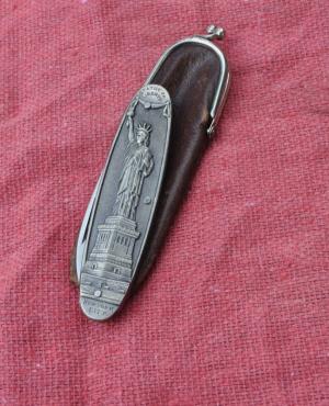 JA Henckels LE Statue Of Liberty 200th Anniv 3quot Closed 2 Blade Mint With Leather Pouch Numbered