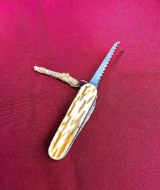 Victorinox Walker Custom Mammoth Ivory Scale Knife, 84mm