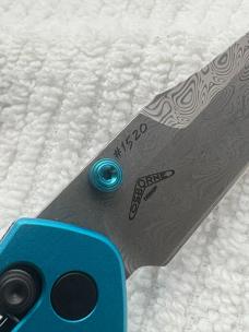 Benchmade Mini Osborne 945-221 Gold Class Artic Storm Carbon Fiber Ltd Ed