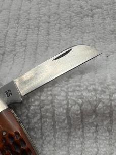 Case XX USA 1975 5 Dot Tested Razor Edge 6347HP SSP Red Bone 3 Blade Stockman (2)            