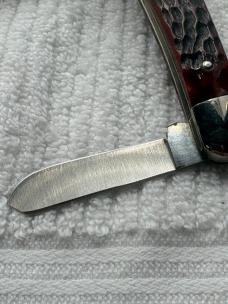 Case XX USA 1975 5 Dot Tested Razor Edge 6347HP SSP Red Bone 3 Blade Stockman (2)            