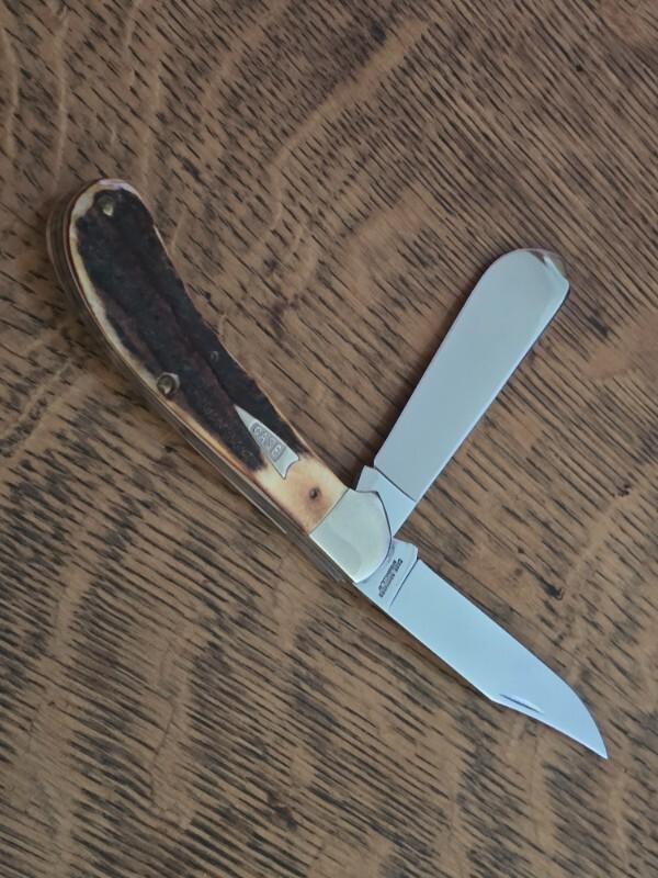MINT 1992 Case Classic 52100 Stag Saddlehorn 1 of 500 Case Bros NY MINT 1992 Case Classic 52100 Stag Saddlehorn 1 of 500 Case Bros NY