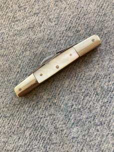 Antique EDW. PARKER & SONS, PERFECT, GERMANY Six(6) Blade, Pearl, Congress Pocket Knife