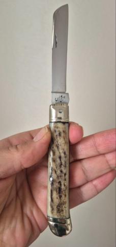 4 1/8" Custom Made Knife, Premium Stag Handle, Very Nice Pattern!