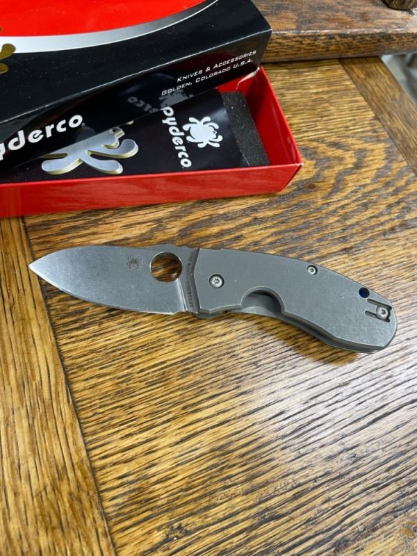 SPYDERCO TECHNO 1