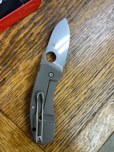 SPYDERCO TECHNO 1