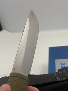 Benchmade 202 Leuku Fixed Blade Full Tang Knife NIB Made In USA