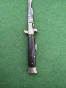 7” Hoffritz NY Stamped Manual Humpback Stiletto