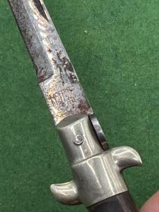 7” Hoffritz NY Stamped Manual Humpback Stiletto