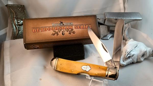 Discontinued Rough Rider RR1070 Outdoorsman Series Knife Lock Trapper Acorn made in 2009" NOS