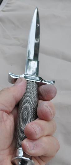 Gil Hibben Silver Shadow Dagger 12 1/2" OAL 7 1/2" Blade 420c Stainless Wire Wrapped Handle 