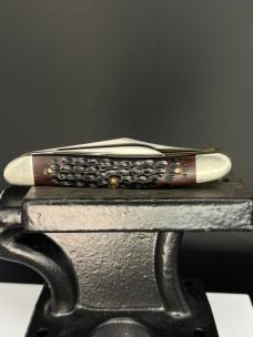 Beautiful Case Medium Jack Knife 62087 Jigged Brown Delrin - 1990s