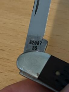 Beautiful Case Medium Jack Knife 62087 Jigged Brown Delrin - 1990s