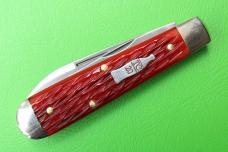 Great Eastern Cutlery Tidioute 152226STL "Crown Lifter" Cinnabar Jigged Bone