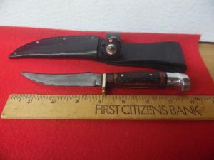VINTAGE WESTERN USA 640 PRE OWNED HUNTING KNIFE WITH LEATHER SHEATH & JIGGED HANDLE NEAR MINT