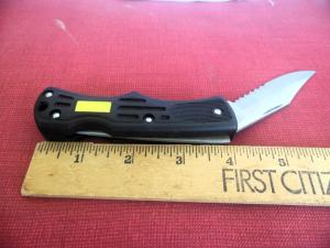 SCHRADE IRELAND LOCKBACK NICE EDGE PART SERRATED UNUSED FROM GOOD STORAGE