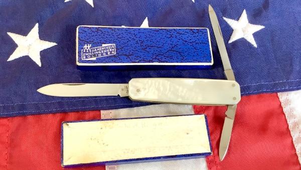 Zwilling J A Henckels Gents / Lobster Knife w/ Great Old Mother of Pearl Handles -NOS Zwilling J A Henckels Gents / Lobster Knife w/ Great Old Mother of Pearl Handles -NOS