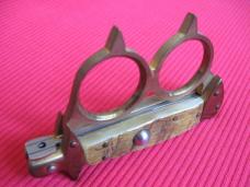 Unique EASTCOASTSNIPER Small Brass Knuckle Switchblade Knife