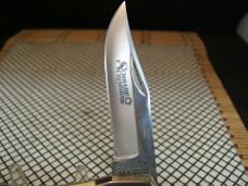SCHRADE U.S.A. VINTAGE 705 SCRIMSHAW BEAR EXCELLENT LOCK BACK FOLDING POCKET KNIFE & SCHRADE SHEATH