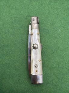 Pearl Humpback 7”