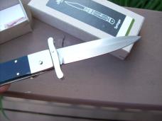 Hubertus Guardian Knife Solingen, Germany Very Rare Green Bone Swing Guard UNUSED W/Box